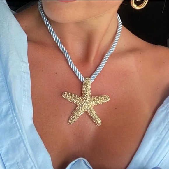 House of Harlow 1960 Gold Starfish Necklace